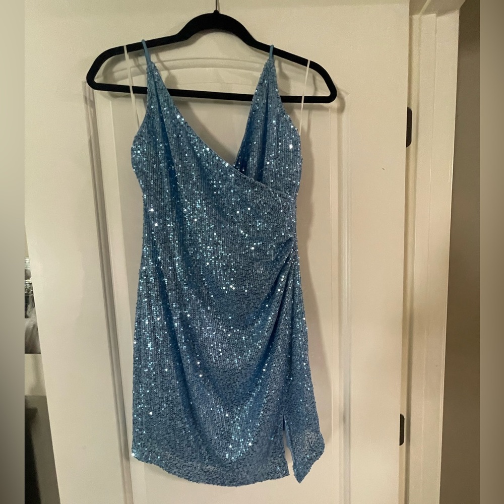 Baby Blue NWT sequin Hoco Dress.
